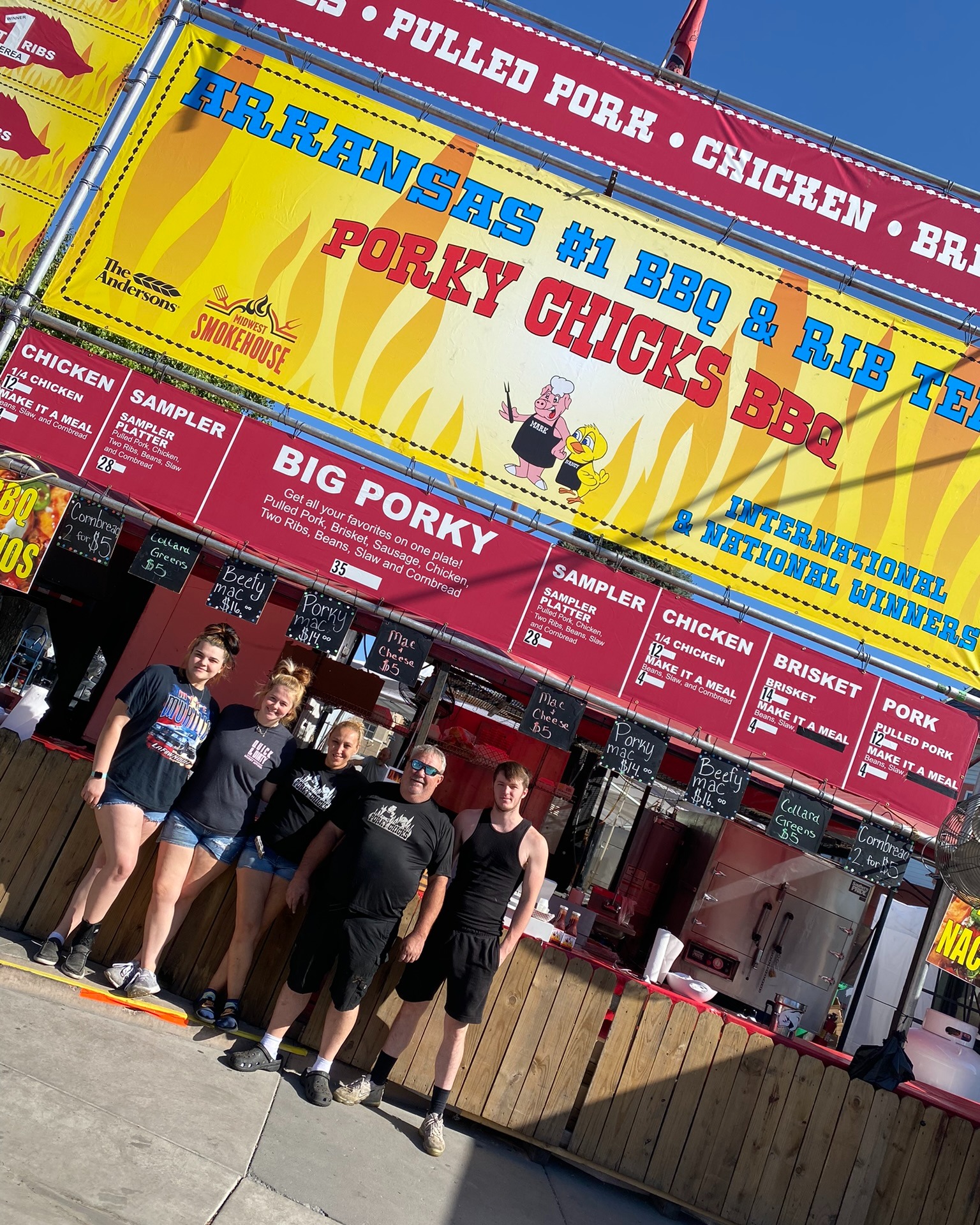 PORKY CHICKS BBQ